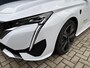 Peugeot 308 Sw 1.2 Hybrid 136pk e-DCS6 GT | Navigatie | Panoramisch schuif-/kanteldak | LED matrix | Focal | Parkeersensoren | 360 camera |