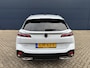 Peugeot 308 Sw 1.2 Hybrid 136pk e-DCS6 GT | Navigatie | Panoramisch schuif-/kanteldak | LED matrix | Focal | Parkeersensoren | 360 camera |