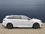 Peugeot 308 Sw 1.2 Hybrid 136pk e-DCS6 GT | Navigatie | Panoramisch schuif-/kanteldak | LED matrix | Focal | Parkeersensoren | 360 camera |
