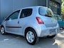 Renault Twingo 1.2-16V Authentique (12 mnd BOVAG garantie)