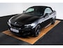 BMW 2-Serie Cabrio 220i High Executive Edition M Sport - Cruise Control - Park Assistant - Stuurwielrand verwarmd - HiFi - verwarmde voorstoelen - PDC voor/achter - Achteruitrijcamera - Windscherm - Middenarmsteun voor -