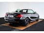 BMW 2-Serie Cabrio 220i High Executive Edition M Sport - Cruise Control - Park Assistant - Stuurwielrand verwarmd - HiFi - verwarmde voorstoelen - PDC voor/achter - Achteruitrijcamera - Windscherm - Middenarmsteun voor -