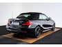 BMW 2-Serie Cabrio 220i High Executive Edition M Sport - Cruise Control - Park Assistant - Stuurwielrand verwarmd - HiFi - verwarmde voorstoelen - PDC voor/achter - Achteruitrijcamera - Windscherm - Middenarmsteun voor -