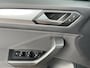 Volkswagen T-Roc 1.0 TSI 110pk Life / Metallic/ Digitale Cockpit Cockpit / Stoelverwarming / Clima/ App-connect / Park Assist/ 16 lmv