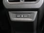 Renault Austral 160pk Iconic Esprit Alpine | 1800kg geremd | Trekhaak | Active driver assist | Elek. kofferklep | Elek. bedienbare stoelen |
