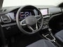 Volkswagen T-Cross 1.0TSI/116PK Style DSG · Navigatie · Parkeersensoren · Stoelverwarming · Garantie tot april 2026