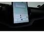 Volvo EX30 Single Motor Extended Range 69 kWh | Pano | 360cam | Pilot Assist | Elek. Stoelen | Harman Kardon