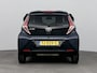Toyota Aygo 1.0 VVT-i x-joy | Climate Control | Parkeercamera | 15" Lichtmetalen velgen |