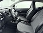 Toyota Aygo 1.0 VVT-i x-joy | Climate Control | Parkeercamera | 15" Lichtmetalen velgen |