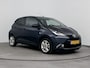 Toyota Aygo 1.0 VVT-i x-joy | Climate Control | Parkeercamera | 15" Lichtmetalen velgen |