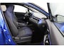 Toyota C-HR 1.8 Hybrid Bi-Tone | Trekhaak | Stoelverwarming | Navigatie | Keyless Entry |