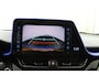 Toyota C-HR 1.8 Hybrid Bi-Tone | Trekhaak | Stoelverwarming | Navigatie | Keyless Entry |