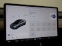 Tesla Model 3 Performance AWD 513pk 0-100 in 3,4 sec! Lmv-20" FSD-Comp.3 AutoPilot Carbon-Spoiler Premium-HiFi Pano.dak Camera Leer Adaptive-Cruise+Stop&Go PDC Wifi Ecc Dual Motor Long Range 75kWh Stoel en achterbank verwarming Keyless Camera Navi LED ACC DAB Voorverwarmen interieur en Keyless via App One-Pedal-Drive Rode Remklauwen Origineel Nederlandse auto! Nieuwprijs €65.680 Garantie op Accu/Motor tot 21-12-2027 max 192.000km