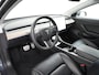 Tesla Model 3 Performance AWD 513pk 0-100 in 3,4 sec! Lmv-20" FSD-Comp.3 AutoPilot Carbon-Spoiler Premium-HiFi Pano.dak Camera Leer Adaptive-Cruise+Stop&Go PDC Wifi Ecc Dual Motor Long Range 75kWh Stoel en achterbank verwarming Keyless Camera Navi LED ACC DAB Voorverwarmen interieur en Keyless via App One-Pedal-Drive Rode Remklauwen Origineel Nederlandse auto! Nieuwprijs €65.680 Garantie op Accu/Motor tot 21-12-2027 max 192.000km