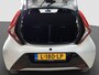 Toyota Aygo 1.0 VVT-i x-joy cabrio | Open dak | Camera | LM Velgen |