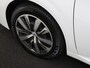 Peugeot 208 1.2 PureTech Active Pack Automaat | Weinig gereden | Parkeerhulp |