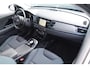 Kia e-Niro DynamicLine 64 kWh / Incl. BTW / Navigatie / Adaptieve Cruise Control / Climate Control