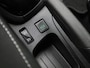 Renault Clio Estate 0.9 TCe 90Pk Limited | Apple & Android Carplay | Navigatie | Parkeersensoren Achter | Trekhaak | Privacy Glass | Airco | Cruise Control & Snelheidsbegrenzer |