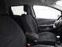 Renault Clio Estate 0.9 TCe 90Pk Limited | Apple & Android Carplay | Navigatie | Parkeersensoren Achter | Trekhaak | Privacy Glass | Airco | Cruise Control & Snelheidsbegrenzer |