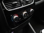 Renault Clio Estate 0.9 TCe 90Pk Limited | Apple & Android Carplay | Navigatie | Parkeersensoren Achter | Trekhaak | Privacy Glass | Airco | Cruise Control & Snelheidsbegrenzer |