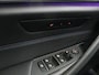 BMW 5-Serie Touring 540i xDrive High Executive | Head-Up Display | Sfeerverlichting | Trekhaak | achteruitrijcamera | Cruise Control | Navigatie | Stoelverwarming | LMV 18