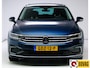 Volkswagen Passat Variant 1.4 TSI PHEV GTE Business | Stoelverwarming | Achterbankverwarming | Elec. klep Travel-assist, Camera, Navigatie, Digi dashbord, ACC