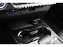Lexus UX 250h Preference Line *RIJKLAAR* | Parkeersensoren | NL-Auto | Dodehoek Ass. |