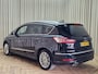 Ford S-Max Hybrid *VIGNALE* Automaat / Stoelkoeling / Stoel-Stuurverw. / Carplay / Leder / Memory / Camera / Cruise / ECC / 18'' LMV / Dealer Onderhouden