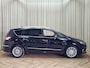Ford S-Max Hybrid *VIGNALE* Automaat / Stoelkoeling / Stoel-Stuurverw. / Carplay / Leder / Memory / Camera / Cruise / ECC / 18'' LMV / Dealer Onderhouden