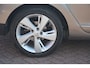 Renault Megane 1.5 dCi Collection Nederlandse auto 95323 NAP UNIEK laatste beurt gehad bij 90000 riem vv bij 59000km met oa navigatie trekhaak key less pdc cv LED  AUTOMAAT