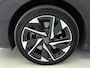 Peugeot 308 SW Allure Pack Business Hybrid 180 pk Automaat | Navigatie | Achteruitrijcamera | Parkeersensoren Voor en Achter | Sportstoelen | LED Koplampen | Keyless Entry/Start | Dodehoek Detectie | Head-up Display | Adaptieve Cruise Control | 17" Lichtmetalen Velgen | Apple Carplay/Android Auto |