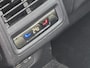 Volkswagen Golf 1.5 eTSI Style dab camera navi massage stoel