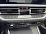 BMW 3-Serie 330e High Executive Sport Line 17"/Elektrisch schuif/kanteldak/Stoel + stuurverwarming/Camera/Leder/HiFi/Apple Carplay & Android Auto