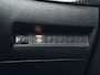 Peugeot 2008 SUV Allure Pack 130pk Automaat | Navigatie | Achteruitrijcamera | 3D Cockpit | Climate Control | Cruise Control | Led koplampen | Parkeersensoren | Keyless start | Apple Carplay / Android Auto | Bluetooth | DAB+ radio | 1e Eigenaar | Donker getint glas | Trekhaak | 17" lichtmetalen velgen |