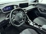 Peugeot 2008 SUV Allure Pack 130pk Automaat | Navigatie | Achteruitrijcamera | 3D Cockpit | Climate Control | Cruise Control | Led koplampen | Parkeersensoren | Keyless start | Apple Carplay / Android Auto | Bluetooth | DAB+ radio | 1e Eigenaar | Donker getint glas | Trekhaak | 17" lichtmetalen velgen |