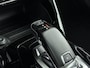 Peugeot 2008 SUV Allure Pack 130pk Automaat | Navigatie | Achteruitrijcamera | 3D Cockpit | Climate Control | Cruise Control | Led koplampen | Parkeersensoren | Keyless start | Apple Carplay / Android Auto | Bluetooth | DAB+ radio | 1e Eigenaar | Donker getint glas | Trekhaak | 17" lichtmetalen velgen |