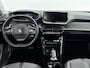 Peugeot 2008 SUV Allure Pack 130pk Automaat | Navigatie | Achteruitrijcamera | 3D Cockpit | Climate Control | Cruise Control | Led koplampen | Parkeersensoren | Keyless start | Apple Carplay / Android Auto | Bluetooth | DAB+ radio | 1e Eigenaar | Donker getint glas | Trekhaak | 17" lichtmetalen velgen |