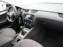 Skoda Octavia Combi 1.0 TSI Greentech Business Edition / Navi / Cruise / Sensoren Achter