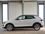 Volkswagen T-Roc 1.5 TSI Sport | Navi | Camera| 19" | Trekhaak |