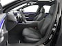 Mercedes-Benz E-klasse AMG 53 4MATIC+ Night Edition | Achterasbesturing | Massagestoelen Voorin | Panorama - Schuifdak | Trekhaak Wegklapbaar | Head-Up Display | Burmester 4D Surround Sound