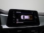 Volkswagen T-Roc 1.0 TSI Life 110 PK | Apple Carplay | Android Auto | Parkeersensoren | Digital Cockpit | Airco | Adapative Cruise Control | Getint glas | LED | Lichtmetalen velgen |