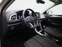 Volkswagen T-Roc 1.0 TSI Life 110 PK | Apple Carplay | Android Auto | Parkeersensoren | Digital Cockpit | Airco | Adapative Cruise Control | Getint glas | LED | Lichtmetalen velgen |