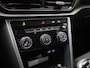 Volkswagen T-Roc 1.0 TSI Life 110 PK | Apple Carplay | Android Auto | Parkeersensoren | Digital Cockpit | Airco | Adapative Cruise Control | Getint glas | LED | Lichtmetalen velgen |
