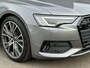 Audi A6 Avant V6 55 TFSI 340pk quattro S-line | Panoramadak | Trekhaak | 20 inch | Zwart optiek | Camera | Incl. 1 jaar Bovag garantie