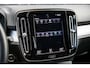 Volvo XC40 Plug-in hybrid T4 Core Bright | Achteruitrijcamera | Keyless | Parkeersensoren voor + achter | Navigatie | Apple Carplay / Android Auto | Getint glas |