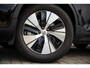 Volvo XC40 Plug-in hybrid T4 Core Bright | Achteruitrijcamera | Keyless | Parkeersensoren voor + achter | Navigatie | Apple Carplay / Android Auto | Getint glas |