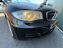 BMW 1-Serie Cabrio BWJ 2009 118i 143 PK High Executive CRUISE / CLIMA / STOELVERW. / HALF LEDER / LMV