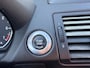 BMW 1-Serie Cabrio BWJ 2009 118i 143 PK High Executive CRUISE / CLIMA / STOELVERW. / HALF LEDER / LMV