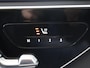 Mercedes-Benz C-klasse 300 e Luxury Line | Panorama-dak | Donkergetint glas | Electrische stoelen met geheugen | Sfeerverlichting