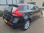 Volvo V40 1.6 T4 Momentum Distributieriem vervangen | Dealeronderhoud